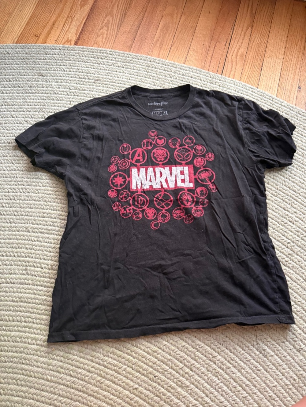 Marvel Men's Large t-shirt 100% Cotton